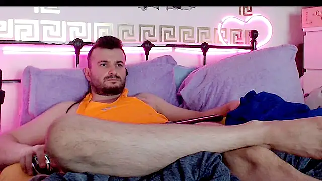 Snapshot of erotico69xxx chatting on 10/01/25, 10:38 erotico69xxx online show from 10/01/25, 10:38