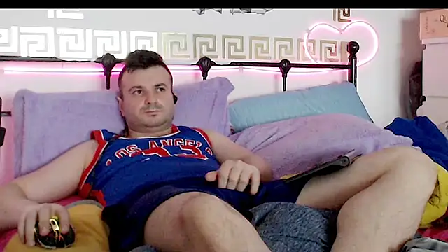 Snapshot of erotico69xxx chatting on 10/03/25, 10:29 erotico69xxx online show from 10/03/25, 10:29