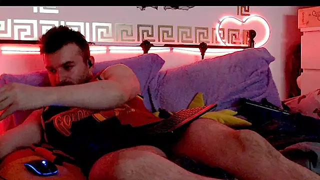 Snapshot of erotico69xxx chatting on 10/12/25, 12:20 erotico69xxx online show from 10/12/25, 12:20