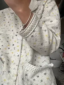 Ameellie online show from 03/02/25, 01:49