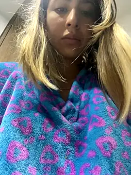 Ameellie online show from 09/21/25, 03:35