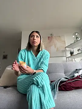 Ameellie online show from 01/14/26, 04:12