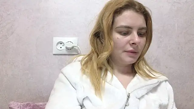 Day-off online show from 12/15/24, 09:13