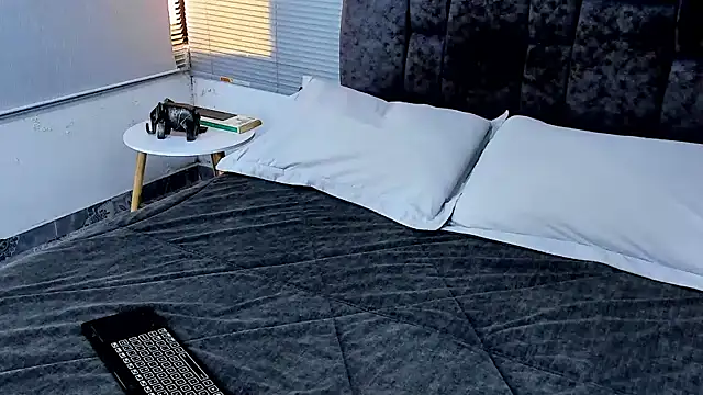 Zack Froone online show from 12/06/24, 01:44