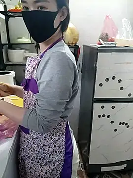 I AM NOT A SLUT online show from 10/24/25, 01:35