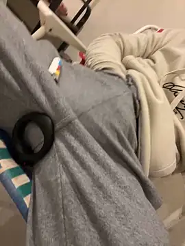 Snapshot of athenphysics chatting on 01/10/25, 05:34 athenphysics online show from 01/10/25, 05:34