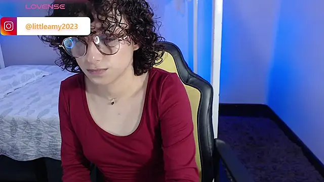 Snapshot of little__amy_ chatting on 02/10/25, 09:47 little amy online show from 02/10/25, 09:47