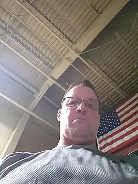 Snapshot of Cockrub1 chatting on 12/20/24, 10:11 Cockrub1 online show from 12/20/24, 10:11