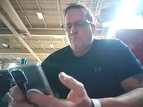 Snapshot of Cockrub1 chatting on 02/14/25, 09:10 Cockrub1 online show from 02/14/25, 09:10