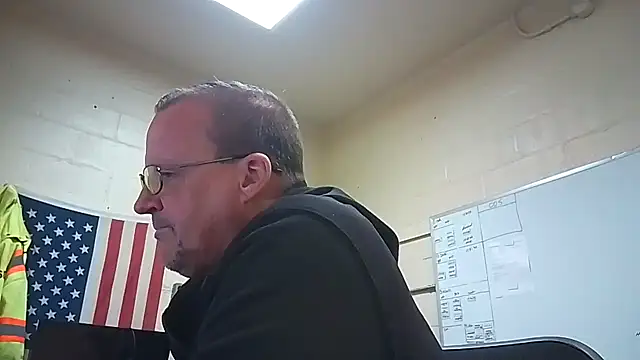 Snapshot of Cockrub1 chatting on 10/14/25, 11:55 Cockrub1 online show from 10/14/25, 11:55