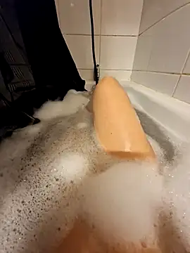 La patronne eva online show from 11/19/25, 10:21