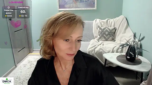 Snapshot of HornyMilf_777 chatting on 05/08/26, 06:19 HornyMilf 777 online show from 05/08/26, 06:19