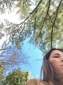 Snapshot of MommmyYummy chatting on 09/13/25, 01:22 MommmyYummy online show from 09/13/25, 01:22