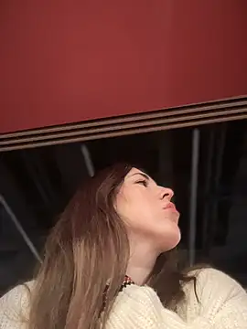 Snapshot of MommmyYummy chatting on 02/09/26, 11:14 MommmyYummy online show from 02/09/26, 11:14