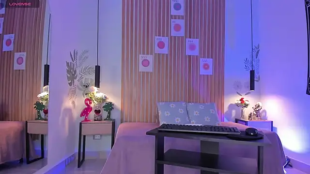 PawgGirl18 online show from 12/05/24, 04:23