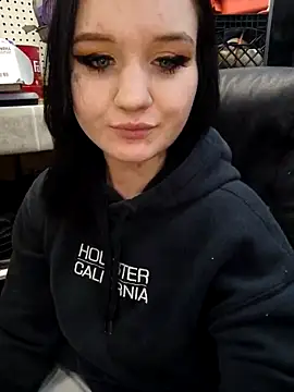 XxxonlyinexxX online show from 02/28/25, 05:15