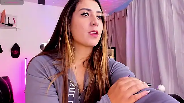 Natasha Wilde  online show from 07/15/26, 11:32