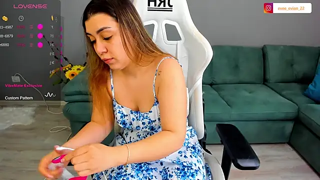 EveEvian online show from 06/19/26, 11:14