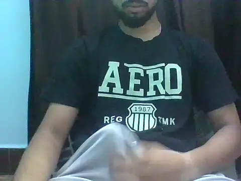 8inchlegendbro online show from 05/24/26, 04:28
