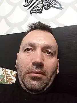 Snapshot of florin421 chatting on 02/27/26, 05:51 florin421 online show from 02/27/26, 05:51