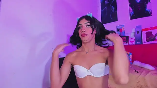 Alahia Rodriguez online show from 03/23/25, 04:49