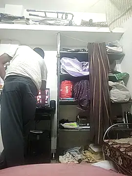 samlord261 online show from 10/30/25, 06:59