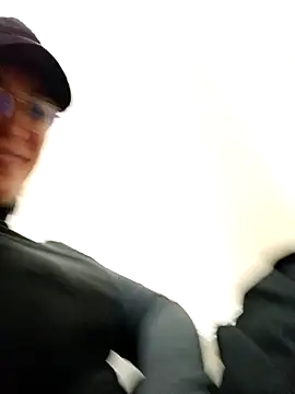 Ulyana72882 online show from 01/04/25, 06:19