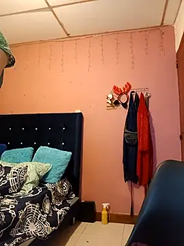 EllisW8 online show from 03/10/25, 10:48