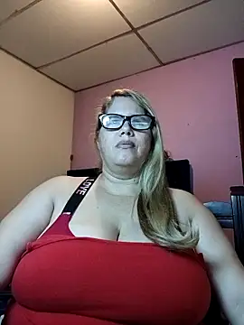 EllisW8 online show from 04/18/26, 11:14