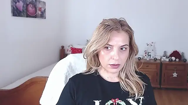 evamaria2024 online show from 12/16/24, 07:37