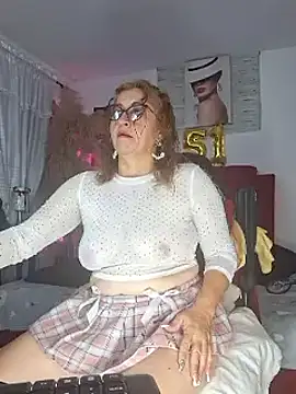 evelin hott online show from 02/12/25, 12:48