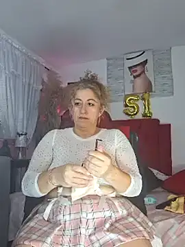 evelin hott online show from 03/12/25, 03:57