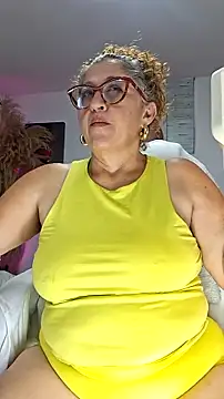 evelin hott online show from 12/04/25, 03:38