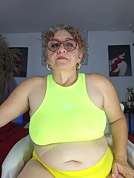 evelin hott online show from 01/13/26, 03:45