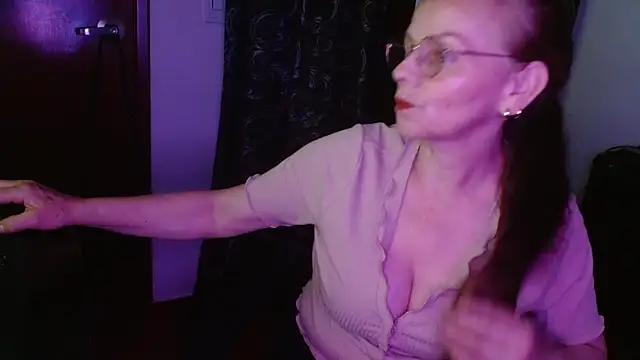 asleycavta online show from 04/23/26, 11:29