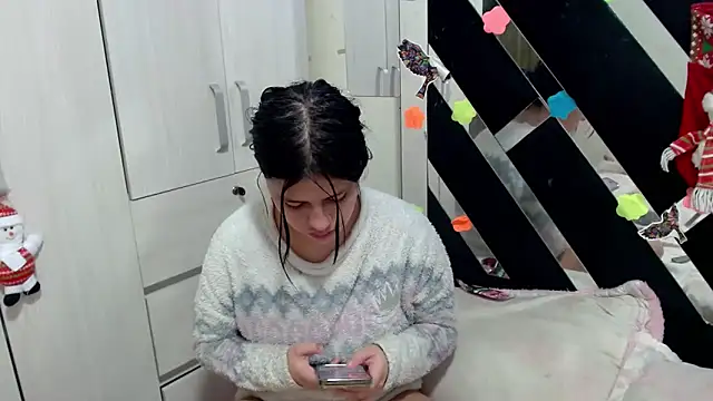 katery wok11 online show from 11/22/25, 07:02