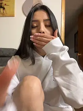 Snapshot of ananya_sex1 chatting on 12/15/24, 10:07 ananya sex1 online show from 12/15/24, 10:07