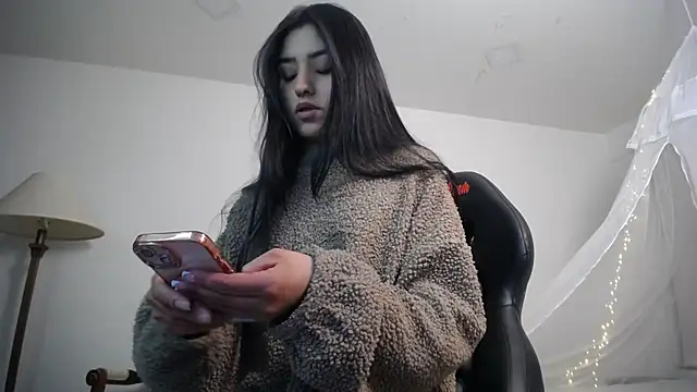 Snapshot of ananya_sex1 chatting on 03/04/25, 04:38 ananya sex1 online show from 03/04/25, 04:38