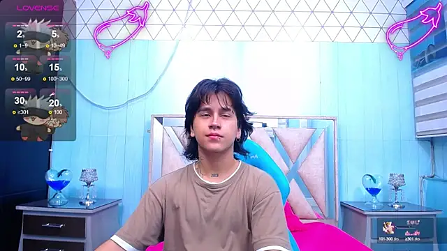 alex 477 online show from 02/21/25, 11:33