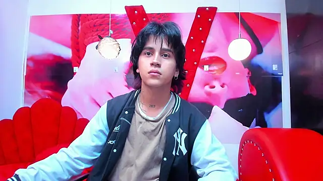 alex 477 online show from 03/19/25, 11:39