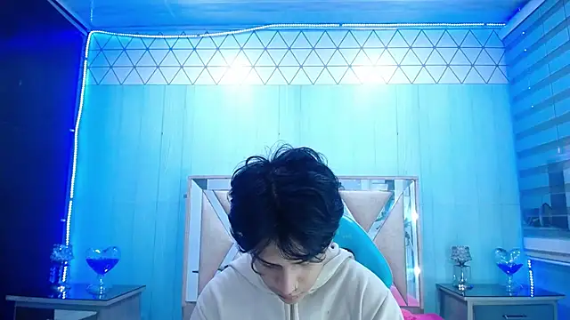 alex 477 online show from 10/31/25, 11:33