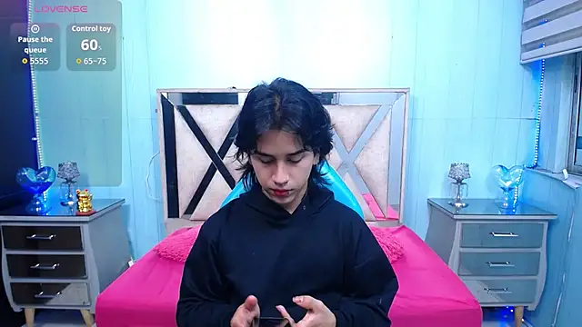 alex 477 online show from 06/08/26, 11:32