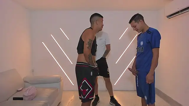 Snapshot of brutal_sex_room2 chatting on 10/10/25, 12:37 brutal sex room2 online show from 10/10/25, 12:37