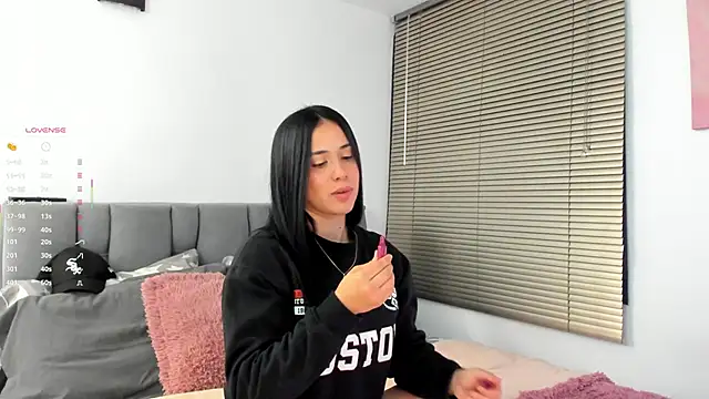 Gigi-bom online show from 01/06/26, 11:07