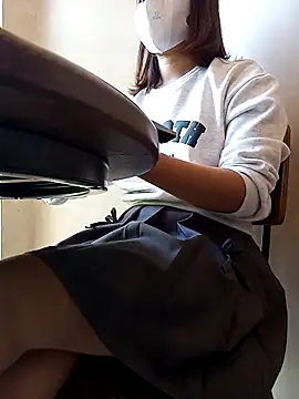 Snapshot of Michiko1 chatting on 11/26/25, 07:20 Michiko1 online show from 11/26/25, 07:20