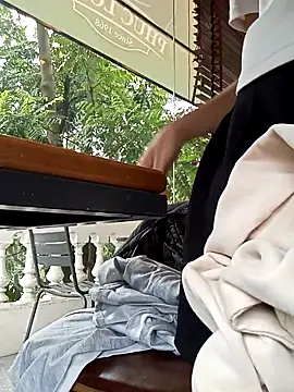 Snapshot of Michiko1 chatting on 11/30/25, 04:38 Michiko1 online show from 11/30/25, 04:38