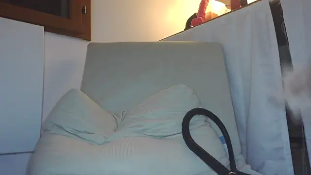 peach00001 online show from 03/06/26, 10:17