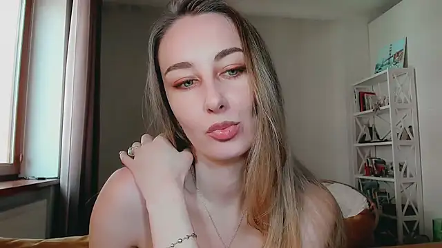 Maiami000 online show from 03/20/26, 09:47