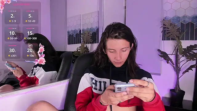 Feniix   online show from 02/11/25, 03:50