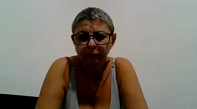 Snapshot of roseblak42 chatting on 02/04/25, 05:45 roseblak42 online show from 02/04/25, 05:45